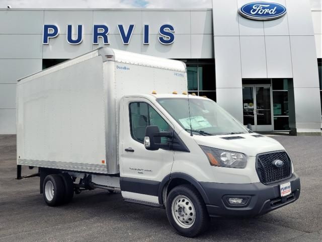 2023 Ford Transit Base