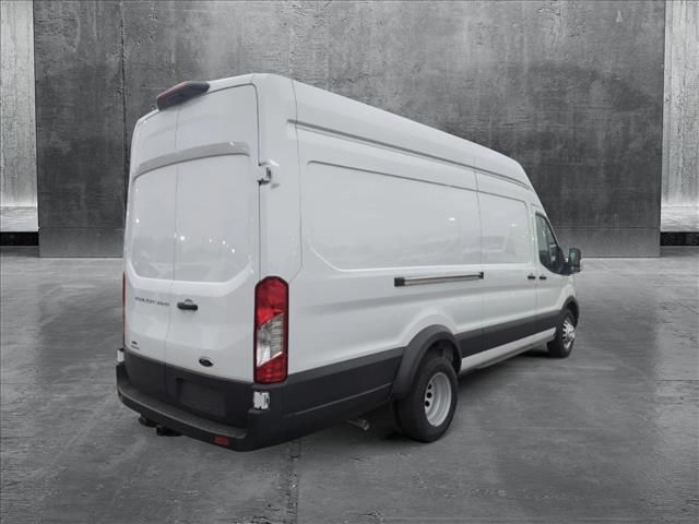 2023 Ford Transit Base