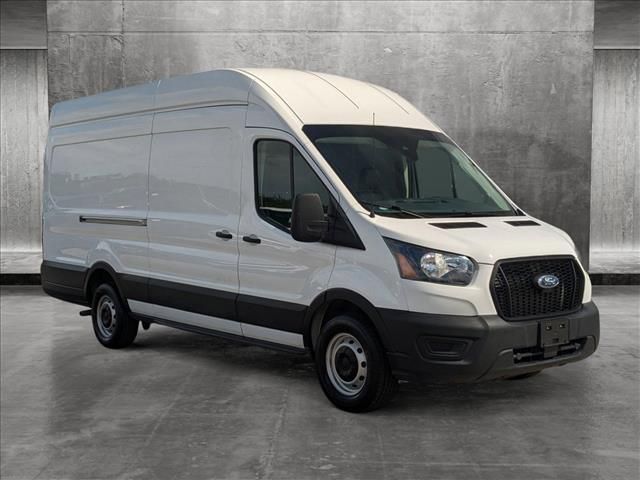 2023 Ford Transit Base