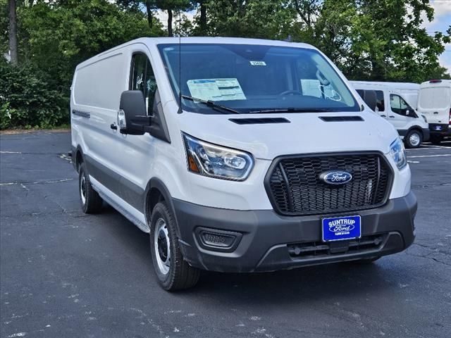 2023 Ford Transit Base