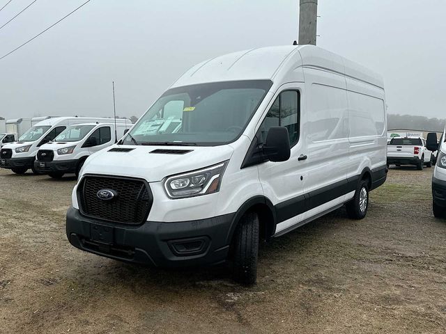 2023 Ford Transit Base