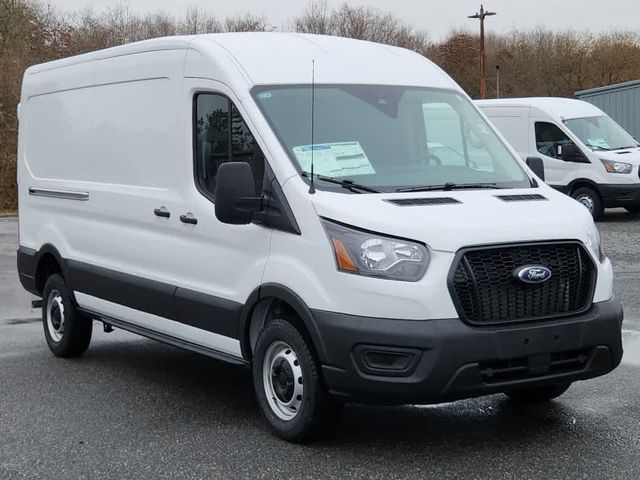 2023 Ford Transit Base