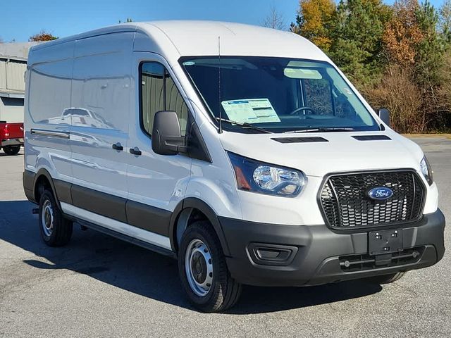 2023 Ford Transit Base