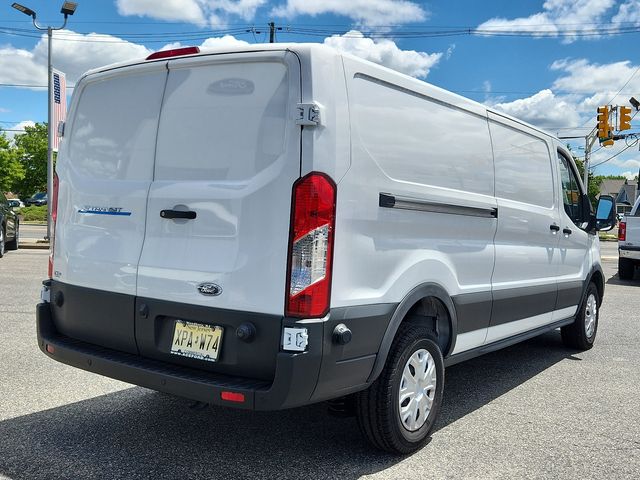 2023 Ford E-Transit Base