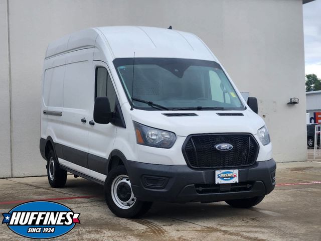 2023 Ford Transit Base