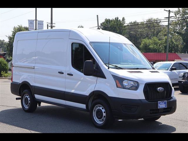 2023 Ford Transit Base