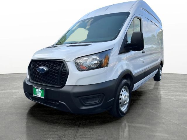 2023 Ford Transit Base