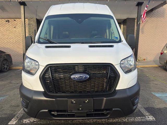 2023 Ford Transit Base