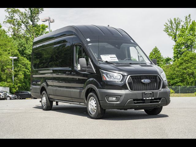 2023 Ford Transit Base