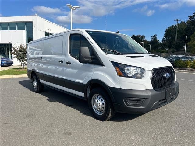 2023 Ford Transit Base