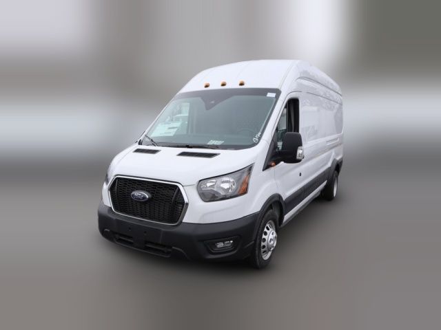 2023 Ford Transit Base