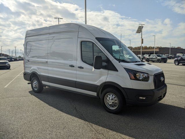 2023 Ford Transit Base