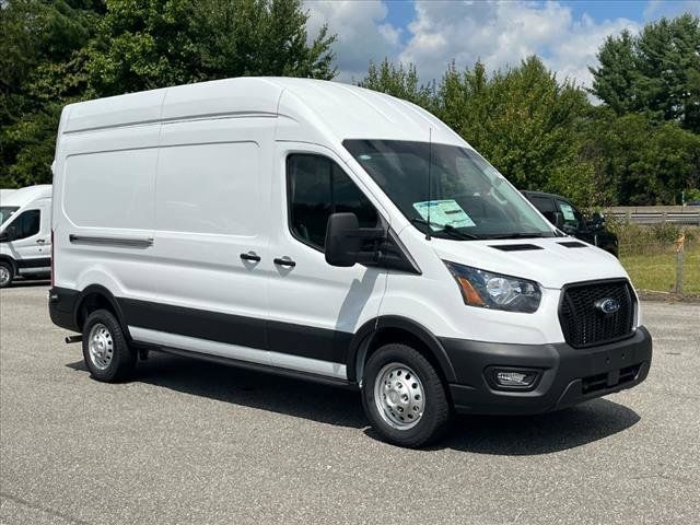 2023 Ford Transit Base