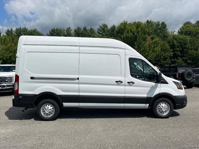 2023 Ford Transit Base