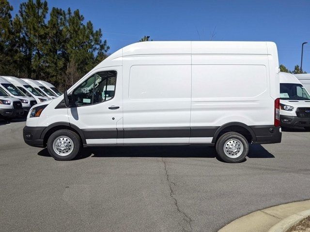2023 Ford Transit Base