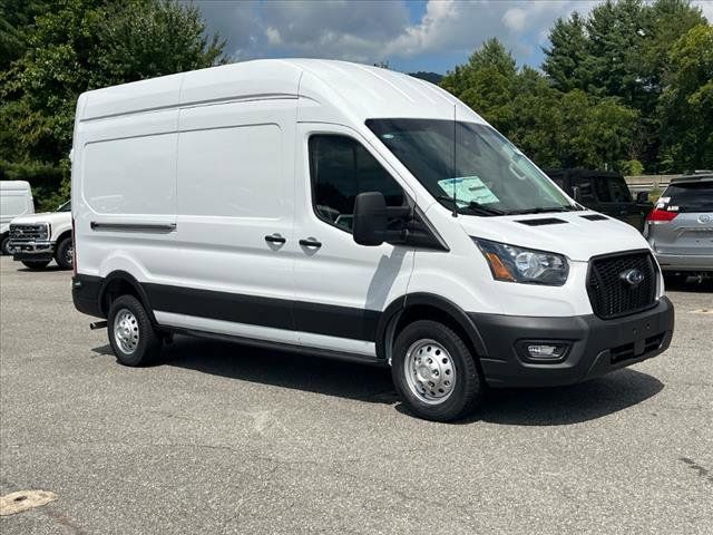 2023 Ford Transit Base