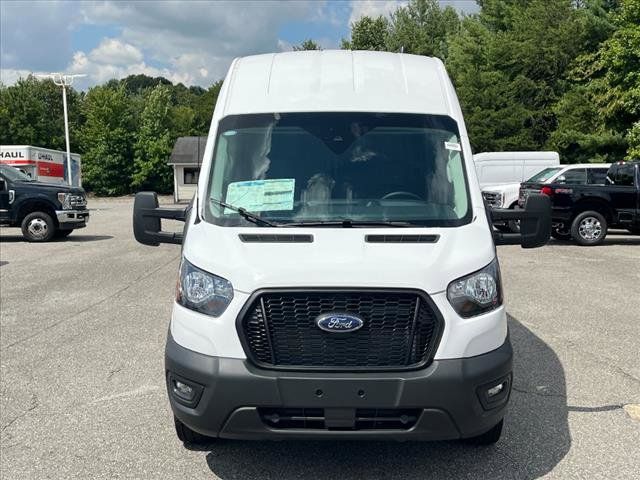 2023 Ford Transit Base