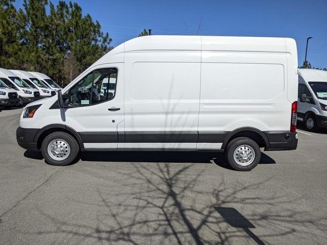 2023 Ford Transit Base