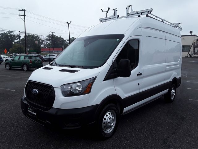 2023 Ford Transit Base