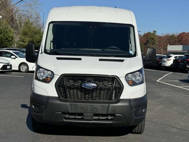 2023 Ford Transit Base