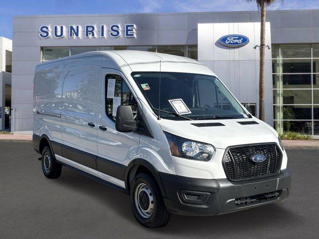 2023 Ford Transit Base