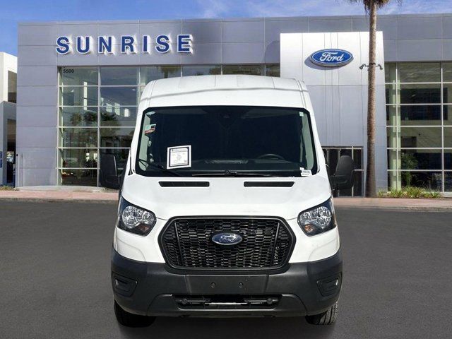 2023 Ford Transit Base