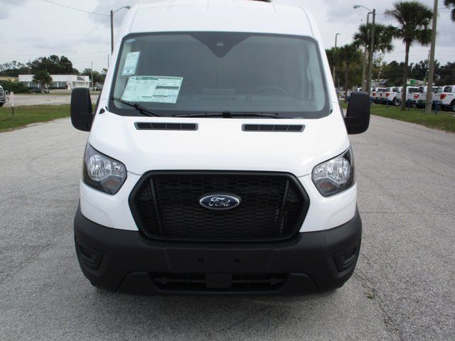 2023 Ford Transit Base