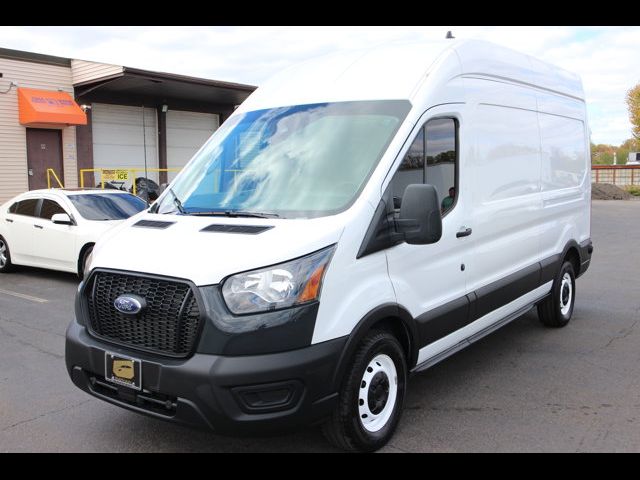 2023 Ford Transit Base