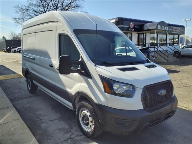 2023 Ford Transit Base