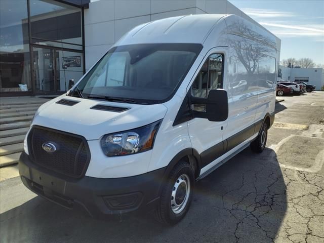 2023 Ford Transit Base