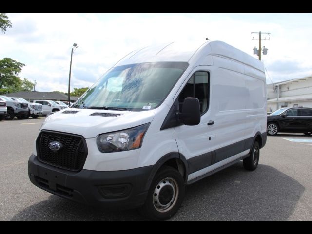 2023 Ford Transit Base