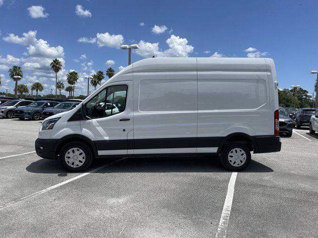 2023 Ford Transit Base