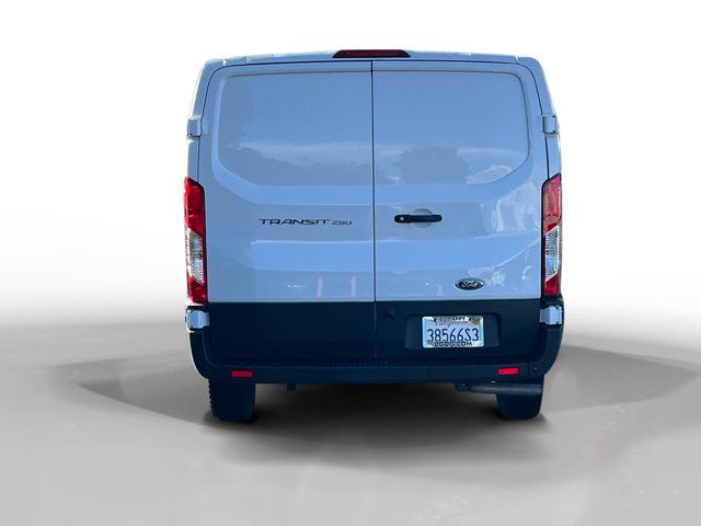 2023 Ford Transit Base