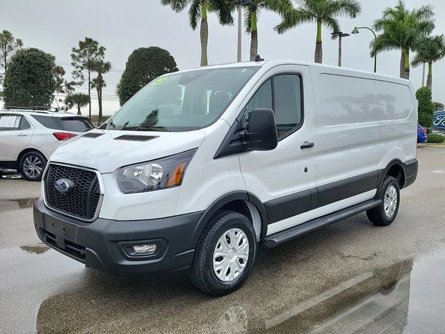 2023 Ford Transit Base