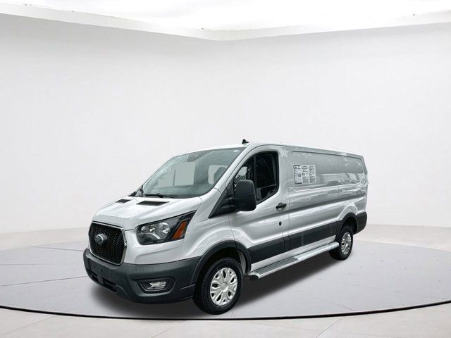 2023 Ford Transit Base