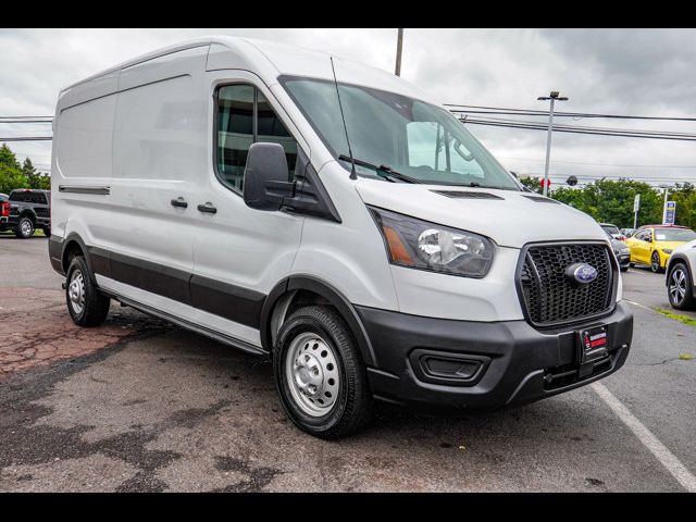 2023 Ford Transit Base