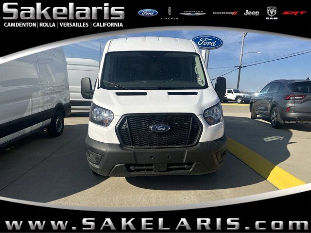 2023 Ford Transit Base