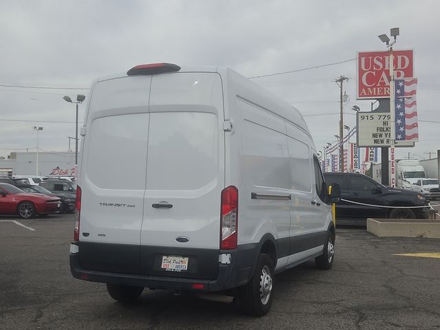 2023 Ford Transit Base