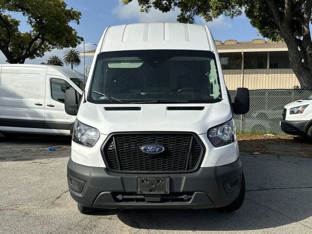 2023 Ford Transit Base