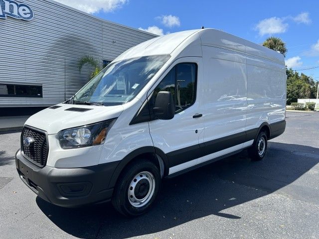 2023 Ford Transit Base