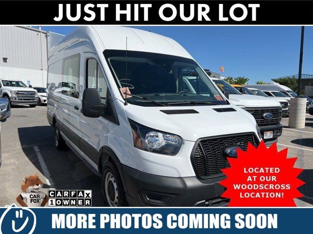 2023 Ford Transit Base