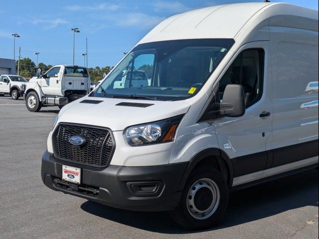 2023 Ford Transit Base