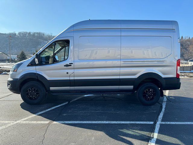 2023 Ford Transit Base