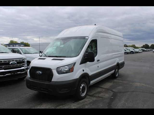 2023 Ford Transit Base