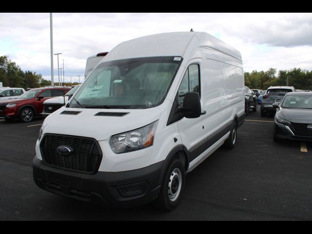 2023 Ford Transit Base