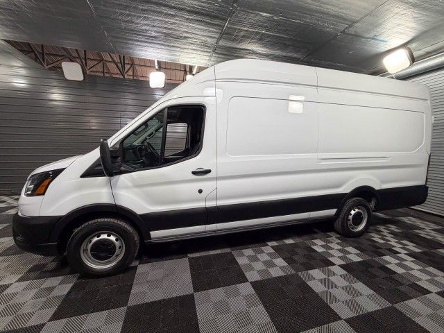 2023 Ford Transit Base