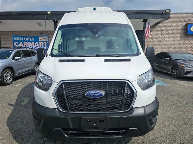 2023 Ford Transit Base