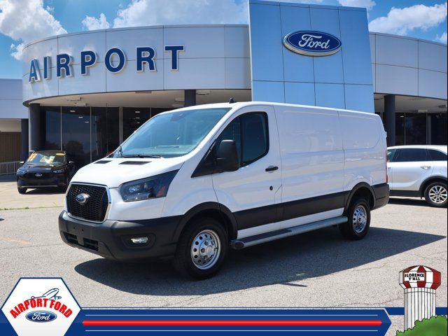 2023 Ford Transit Base