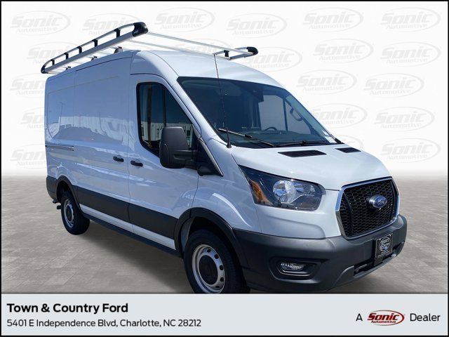 2023 Ford Transit Base