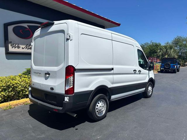 2023 Ford Transit Base